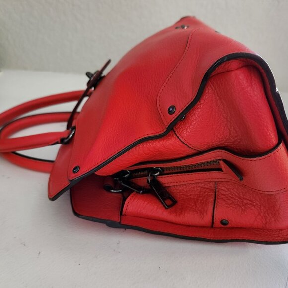 Like New Coach Mercer Red/Orange Leather Shoulder Bag - Picture 15 of 17
